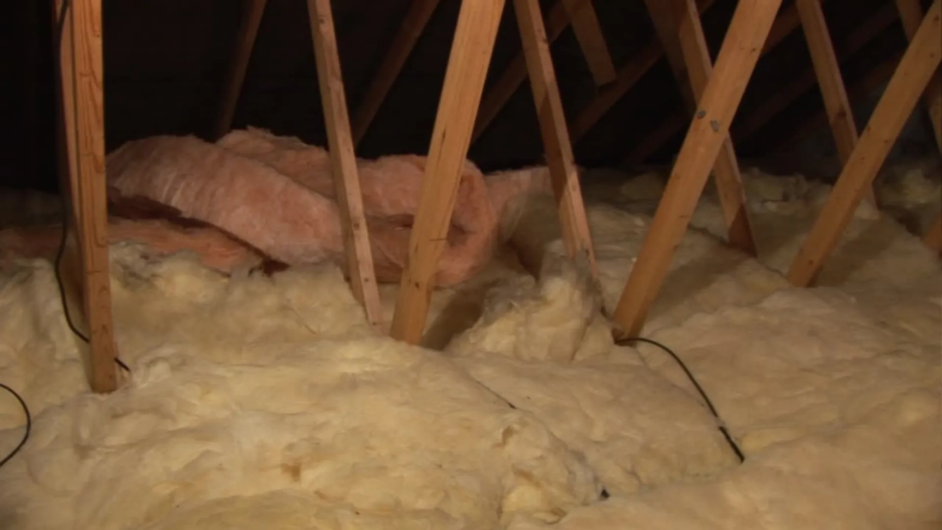 Estrichraeumung Service - Kostenlose Besichtigung und transparente Beratung