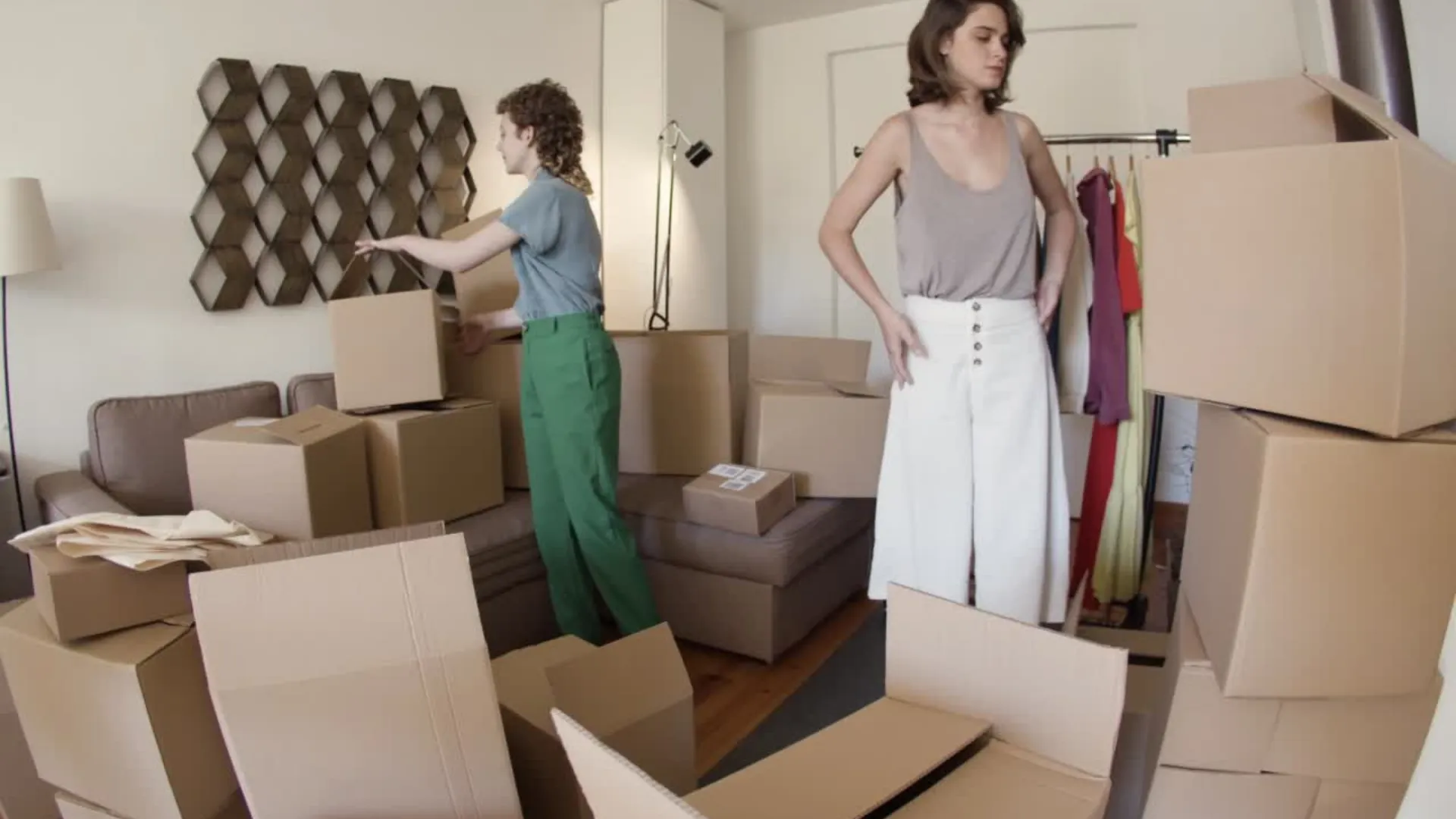 Privaträumung Winterthur Video - Diskrete Haushaltsauflösung und Nachlassräumung